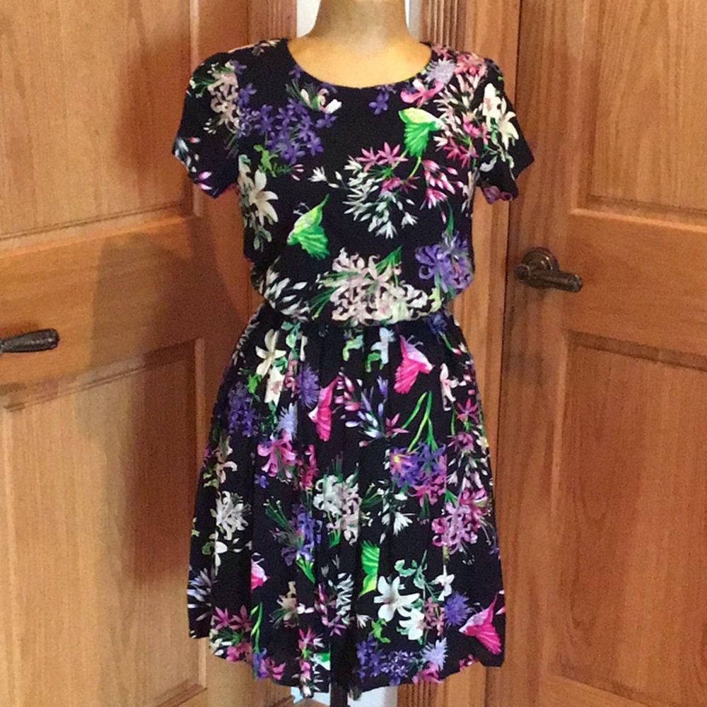 LAVAND Floral Dress With Short Sleeves